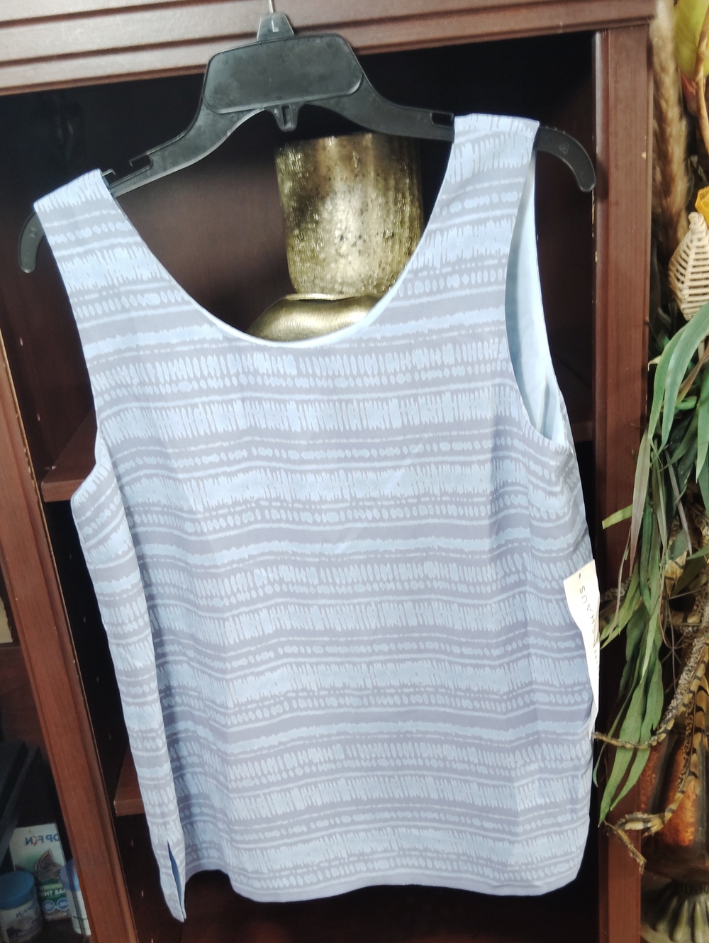 Josephine Chaus Light Blue Patterned Tank Top